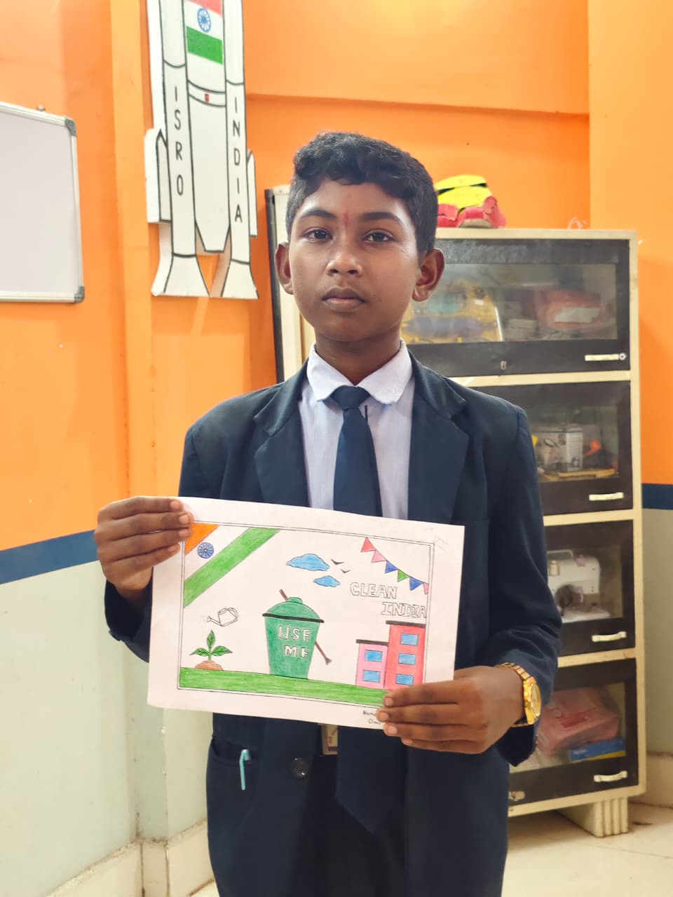 सेवा संकल्प अभियान’ में बच्चों ने भरी सपनों की उड़ान: स्वामी आत्मानंद स्कूल के विद्यार्थियों ने चित्रकला के जरिए दिया।